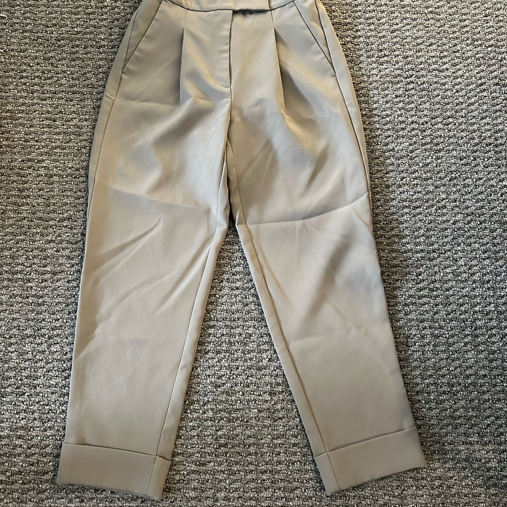 Women’s Tan Pants